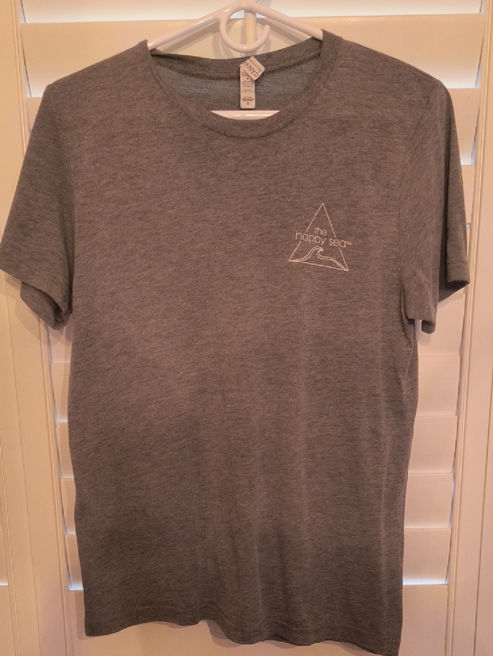 The Happy Sea  Men's Grey Graphic Crewneck T-Shirt